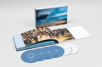 Sibelius: Symphonies 1-7 / Simon Rattle, Berlin Philharmonic [4 CDs; 1 Blu-ray Audio; 1 Blu-ray Video]