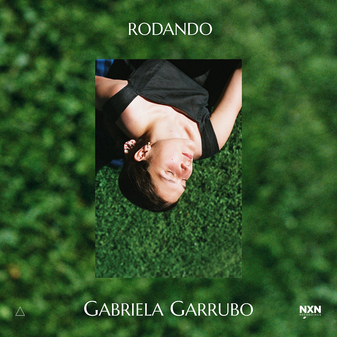 Rodando / Gabriela Garrubo