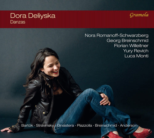 Danzas / Dora Deliyska