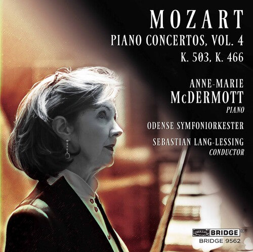 Mozart: Piano Concertos, Vol. 4 /  McDermott, Lang-Lessing, Odense Symphony Orchestra