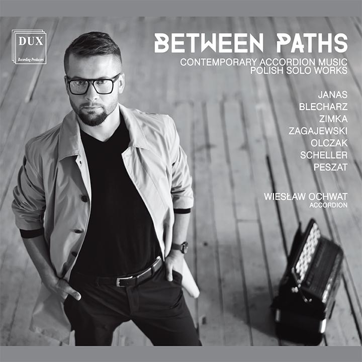 Between Paths / Wieslaw Ochwat
